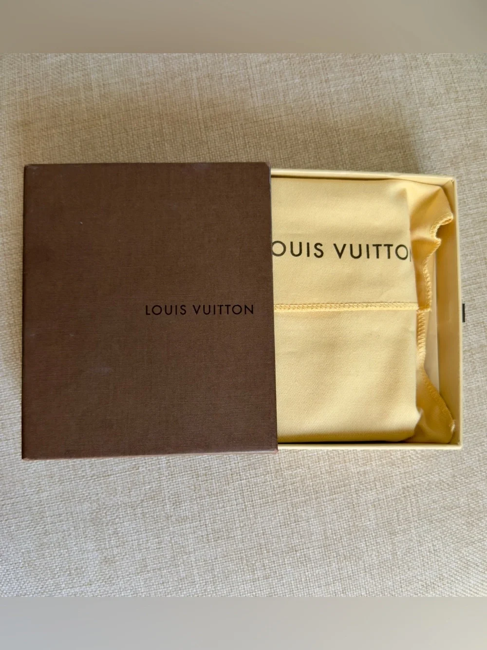 Louis Vuitton Epi Porte Monnaie Viennois Mandarin Orange Kiss Lock Coin Wallet
